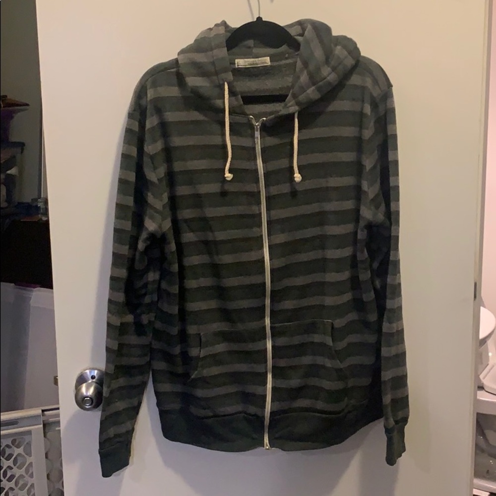 Threads 4 Thought hoodie XL